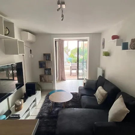 Logement entier T2 climatisé, parking gratuit, jardin, mer Sanary-sur-Mer Exterior foto